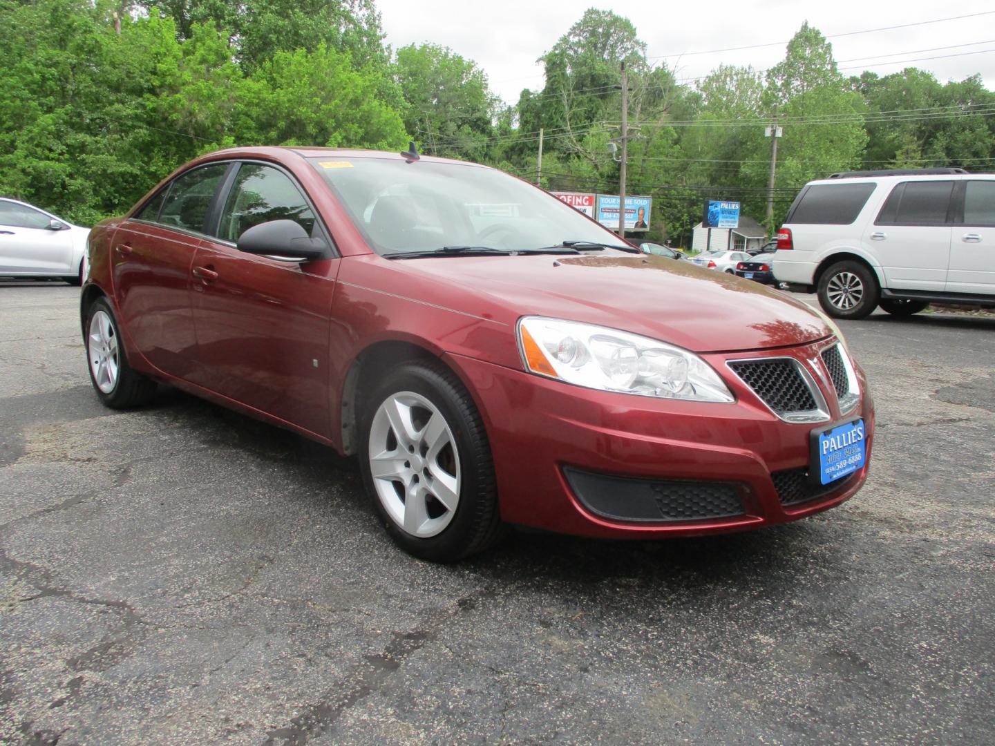 2009 RED Pontiac G6 Sedan (1G2ZJ57B994) with an 2.4L L4 DOHC 16V engine, 4-Speed Automatic transmission, located at 540a Delsea Drive, Sewell, NJ, 08080, (856) 589-6888, 39.752560, -75.111206 - Photo#9